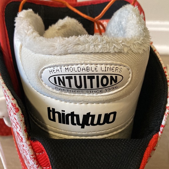 Women’s Snowboard Boots size 5 thirtytwo red floral heat moldable liners - Picture 9 of 9